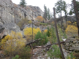 Continuing on, trail gets quite rugged, Skaha Bluffs Shady Valley Trail 2014-10.